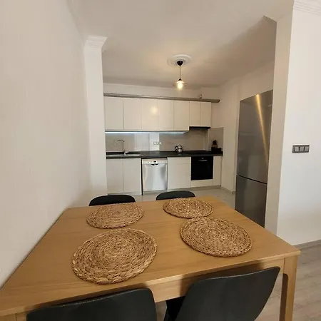 Brand New 2 Bedroom Modern Flat In Center 2 Apartment
