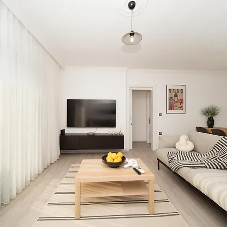 Apartmán Center 2 Bedroom Calm Modern Upstairs Flat - Yeni Dunya Bodrum