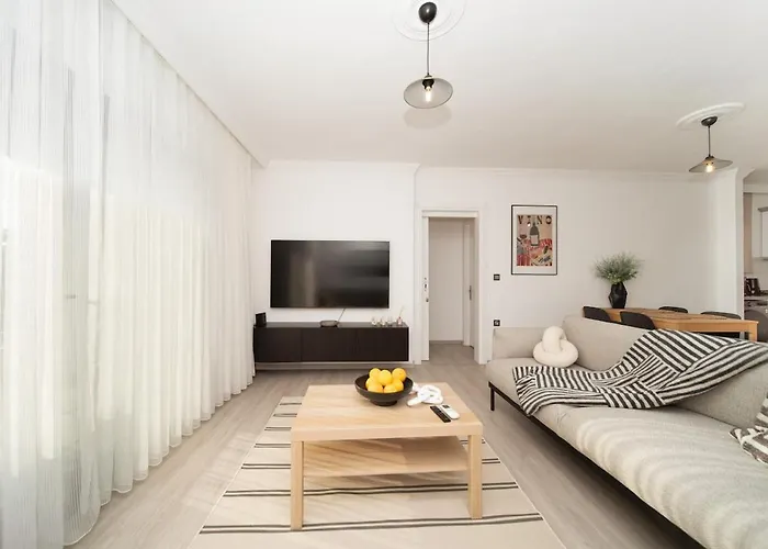 Apartmán Center 2 Bedroom Calm Modern Upstairs Flat - Yeni Dunya Bodrum